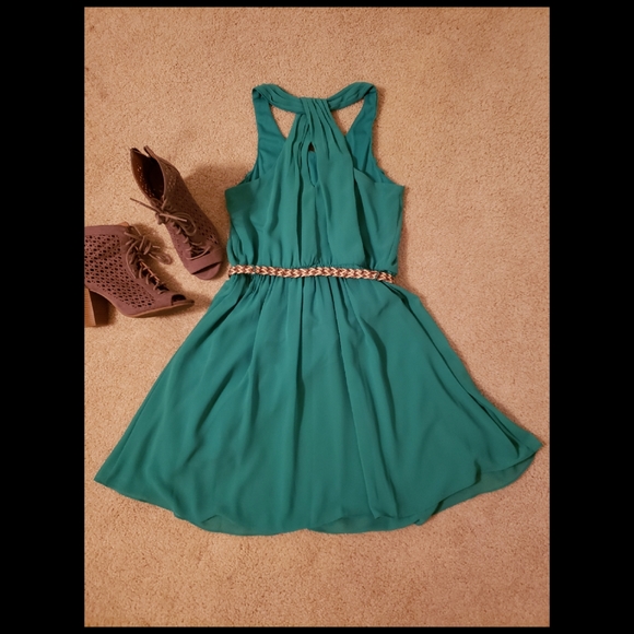 Razorback Belted Sundress - Picture 2 of 3
